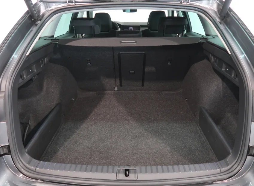 Škoda Octavia FRESH PLUS 2.0TDI 85KW KAMERA