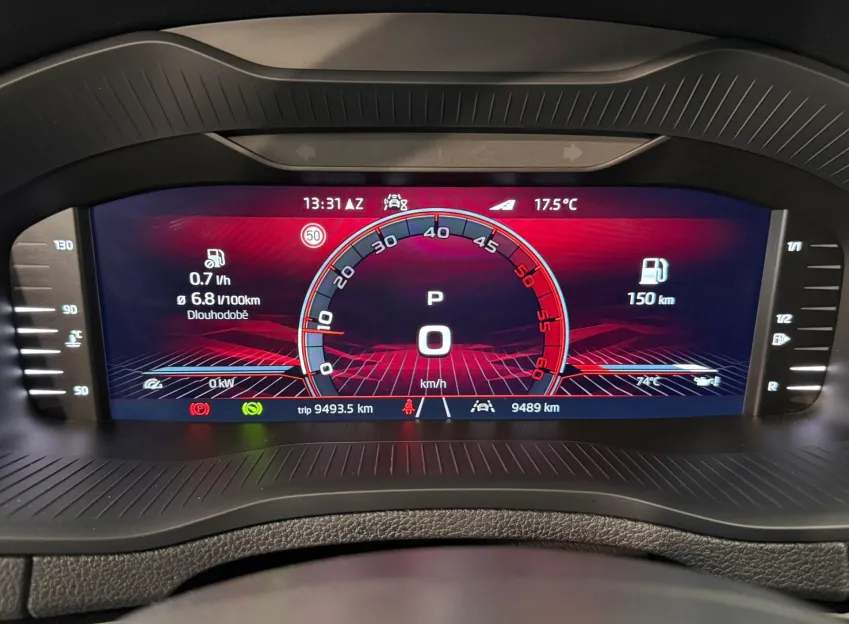 Škoda Karoq SPORTLINE 2.0TDI 110KW 4X4 DSG CANTON TAŽNÉ