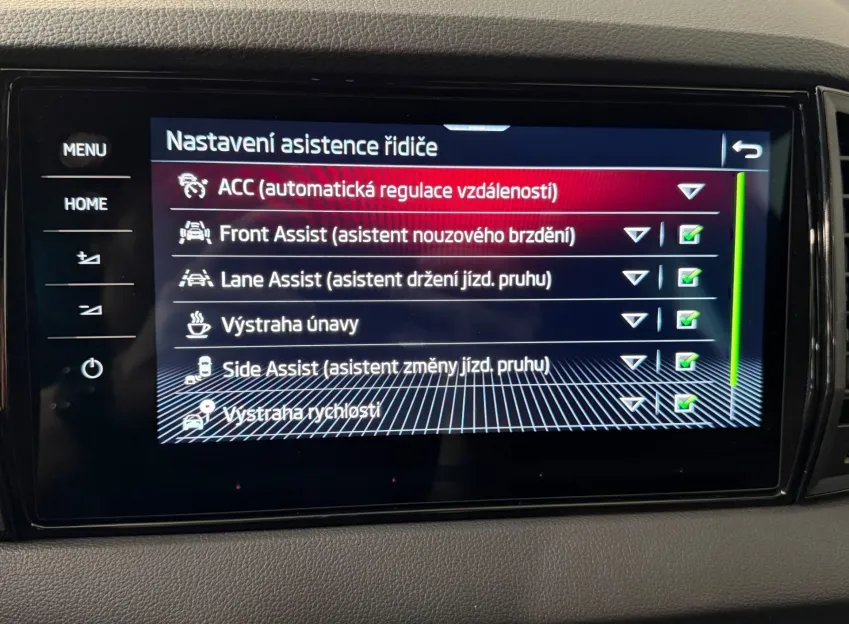 Škoda Karoq SPORTLINE 2.0TDI 110KW 4X4 DSG CANTON TAŽNÉ