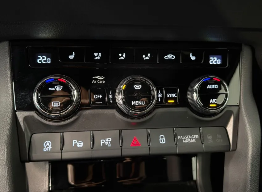 Škoda Karoq SPORTLINE 2.0TDI 110KW 4X4 DSG CANTON TAŽNÉ