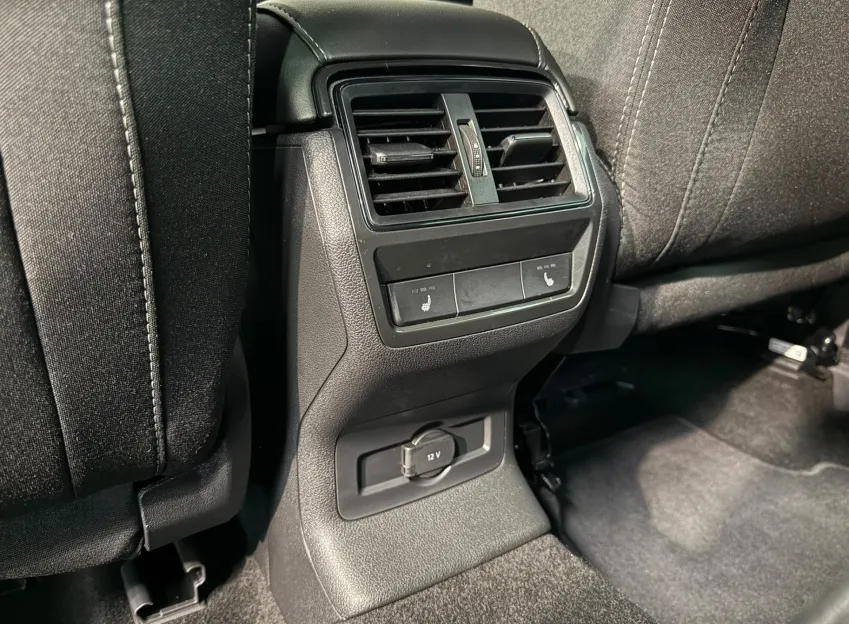 Škoda Karoq SPORTLINE 2.0TDI 110KW 4X4 DSG CANTON TAŽNÉ