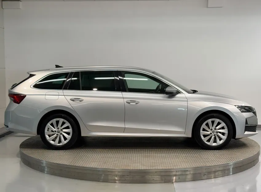 Škoda Octavia SELECTION PREMIUM EDITION 2.0TDI 110KW DSG