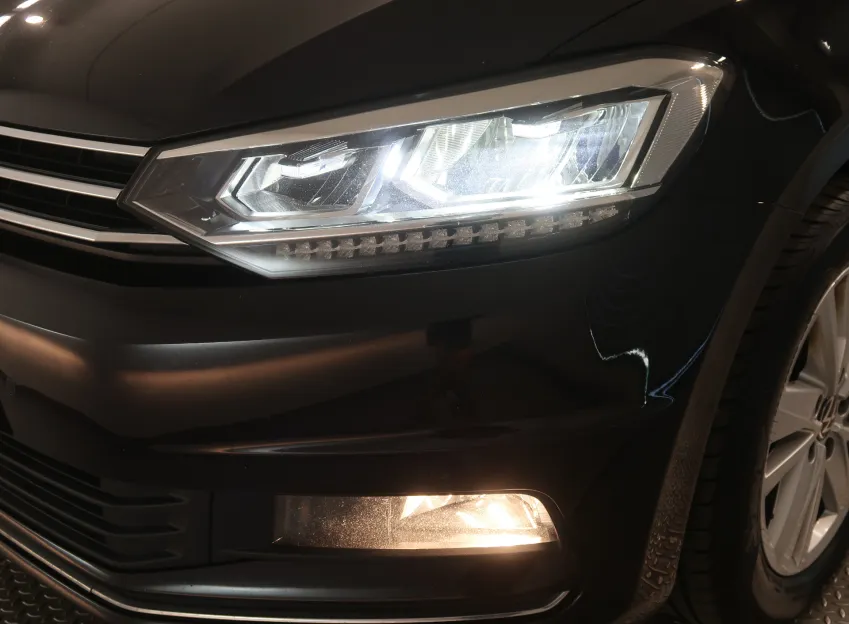 Volkswagen Touran HIGHLINE 2.0TDI 110KW DSG CZ