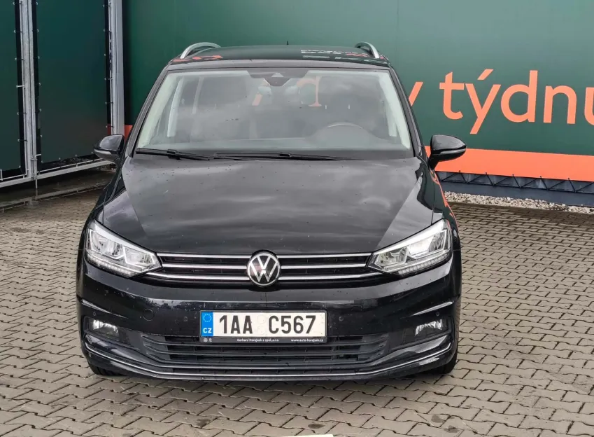 Volkswagen Touran HIGHLINE 2.0TDI 110KW DSG ZÁRUKA CZ