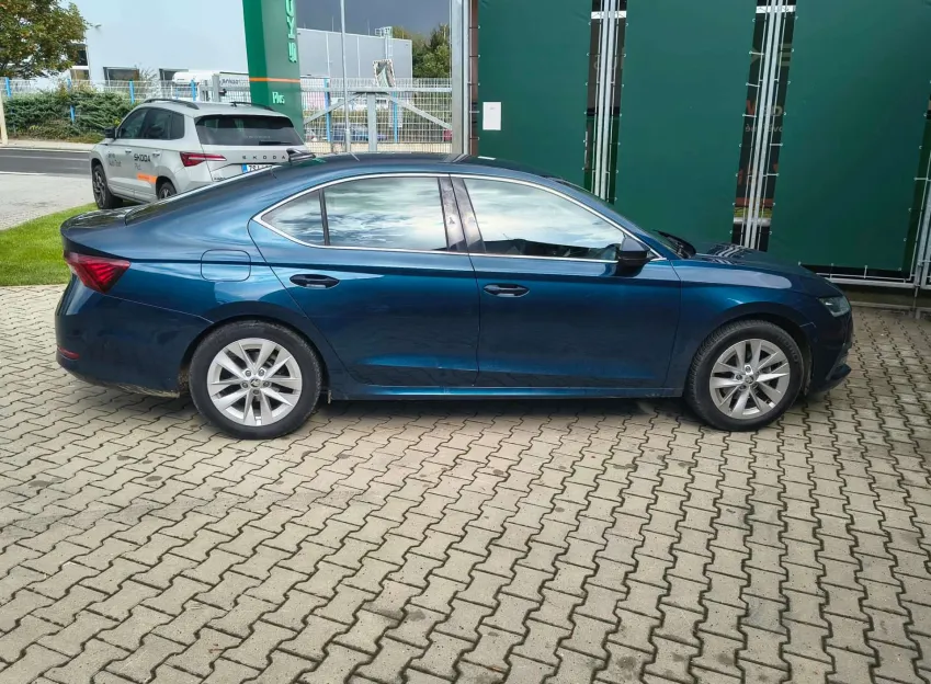 Škoda Octavia STYLE 1.5TSI 110KW M-HEV DSG CZ