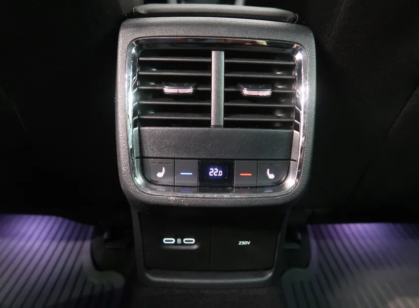 Škoda Octavia STYLE 1.5TSI 110KW M-HEV DSG NAVI