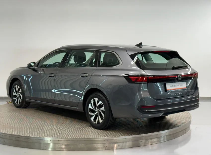 Volkswagen Passat BUSINESS 2.0TDI 110 KW DSG ZÁRUKA