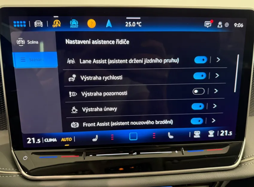 Volkswagen Passat BUSINESS 2.0TDI 110 KW DSG ZÁRUKA