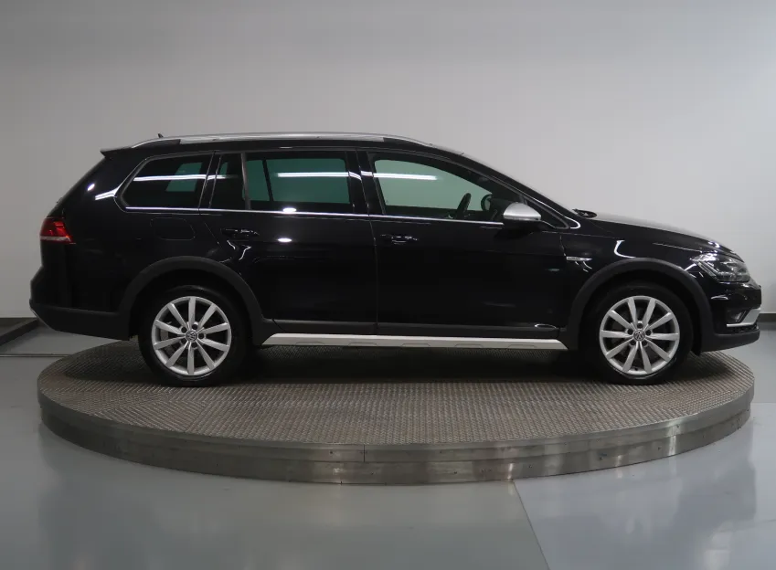 Volkswagen Golf ALLTRACK 2.0TDI 135kW 4M DSG