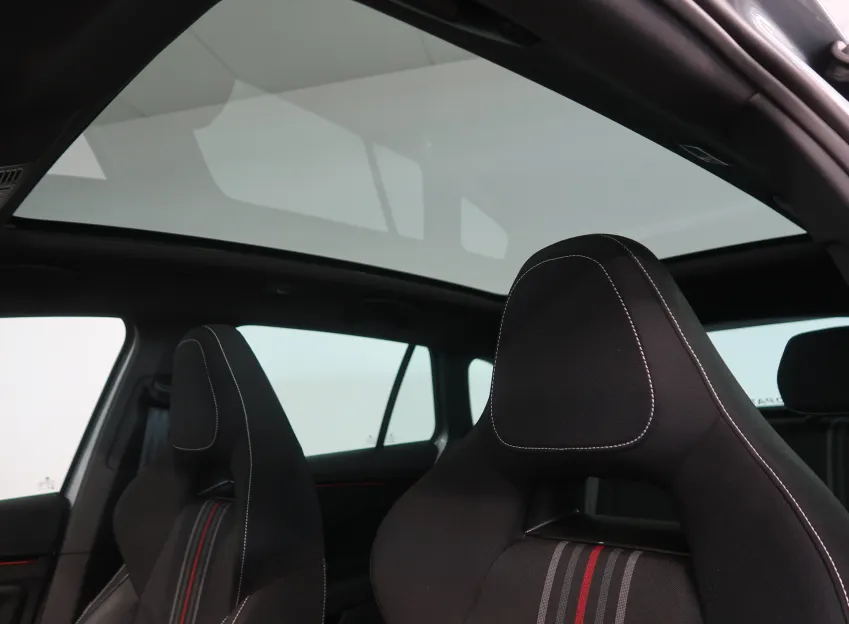 Škoda Scala MONTE CARLO 1.0TSI 85KW DSG PANO