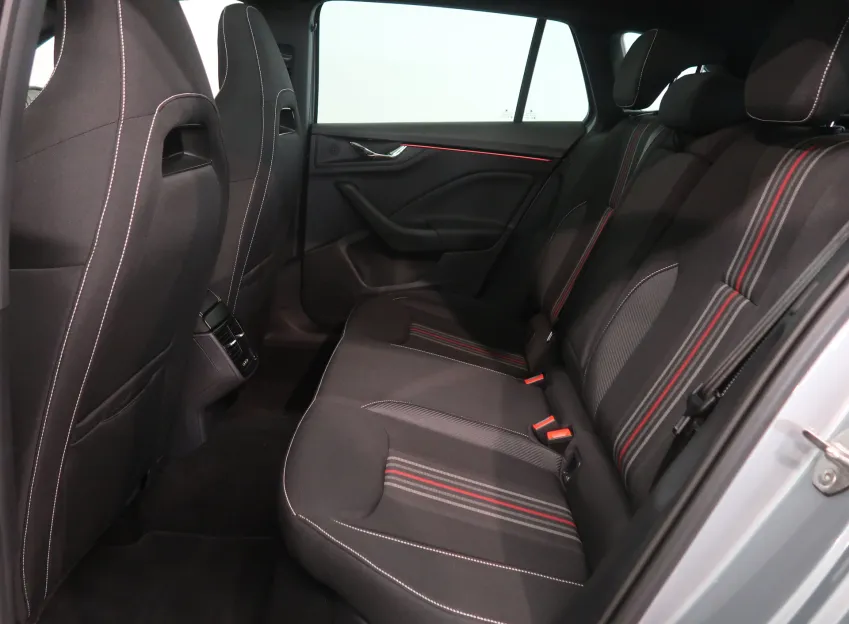 Škoda Scala MONTE CARLO 1.0TSI 85KW DSG PANO
