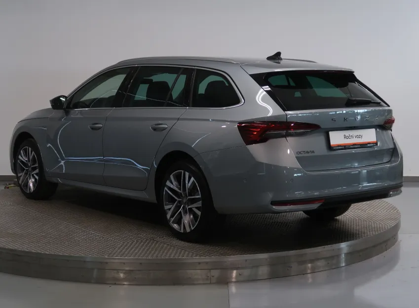 Škoda Octavia EXCLUSIVE 2.0TDI 110KW DSG CANTON