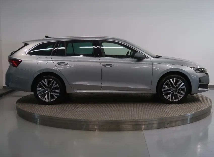 Škoda Octavia EXCLUSIVE 2.0TDI 110KW DSG CANTON