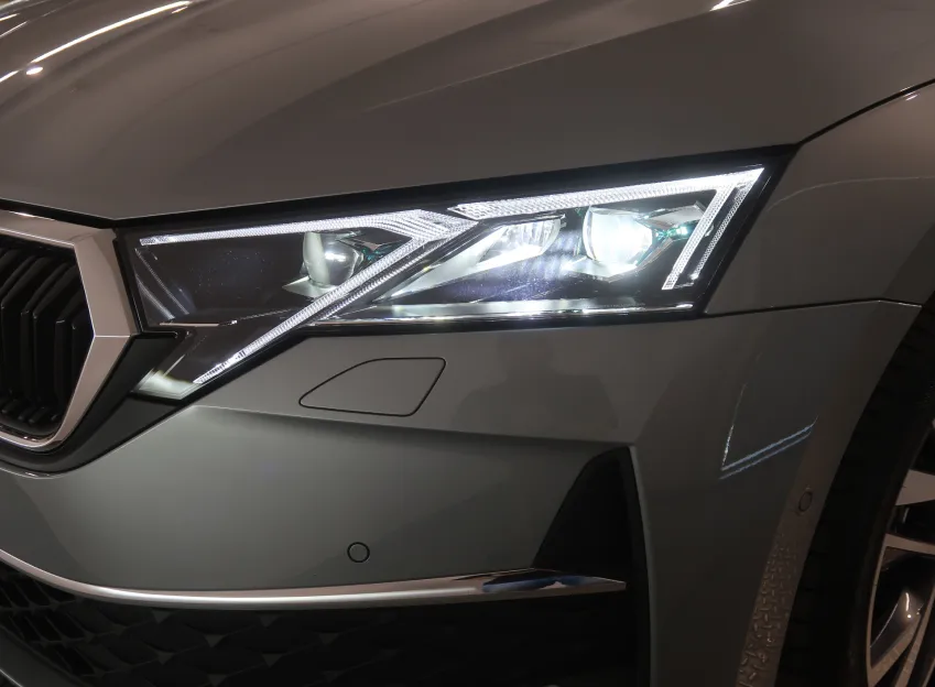 Škoda Octavia EXCLUSIVE 2.0TDI 110KW DSG CANTON
