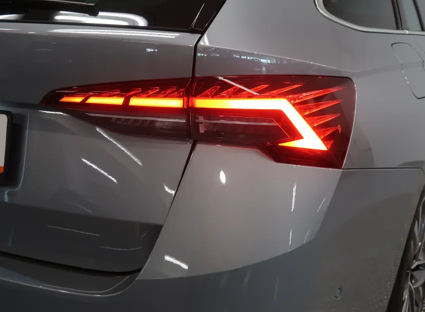 Škoda Octavia EXCLUSIVE 2.0TDI 110KW DSG CANTON