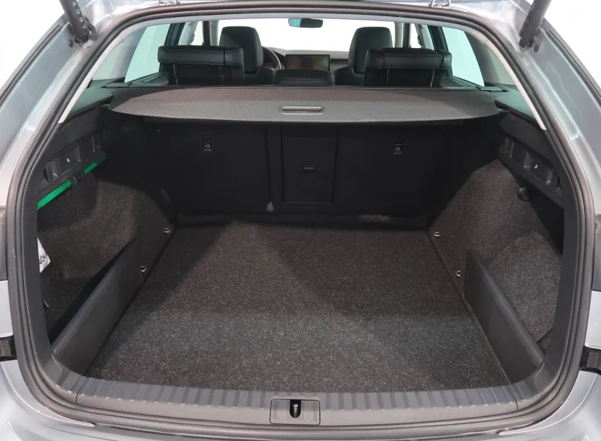 Škoda Octavia EXCLUSIVE 2.0TDI 110KW DSG CANTON
