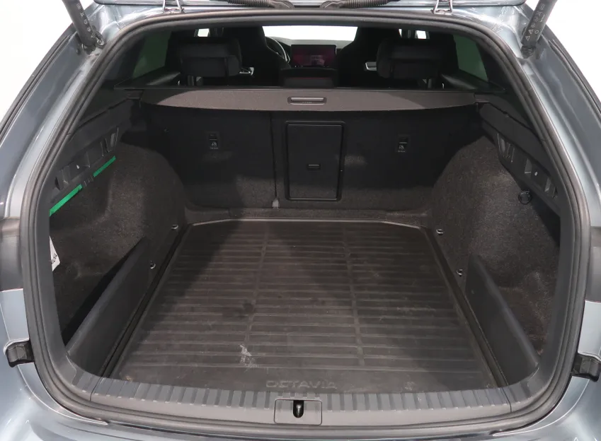 Škoda Octavia RS 2.0TSI 195 KW DSG DCC
