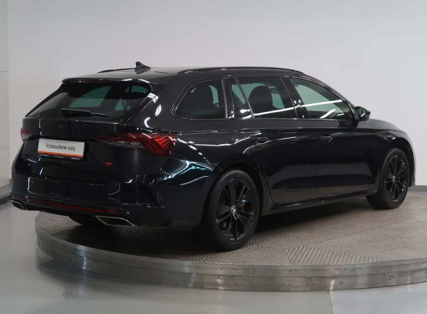 Škoda Octavia RS 2.0TSI 180KW DSG