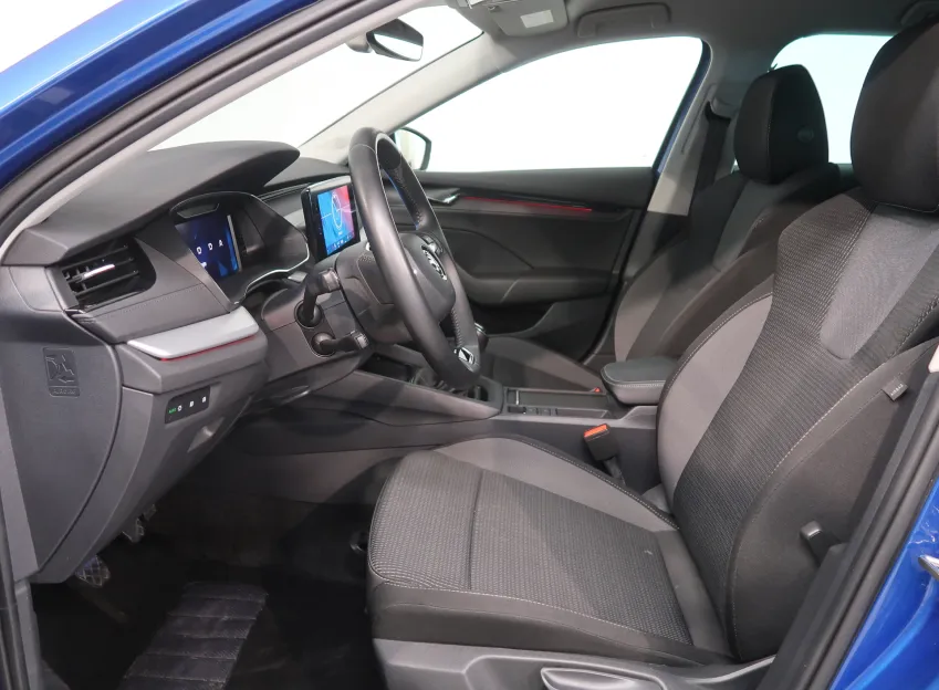 Škoda Octavia FRESH PLUS 1.5TSI 110 kW ZÁRUKA LED