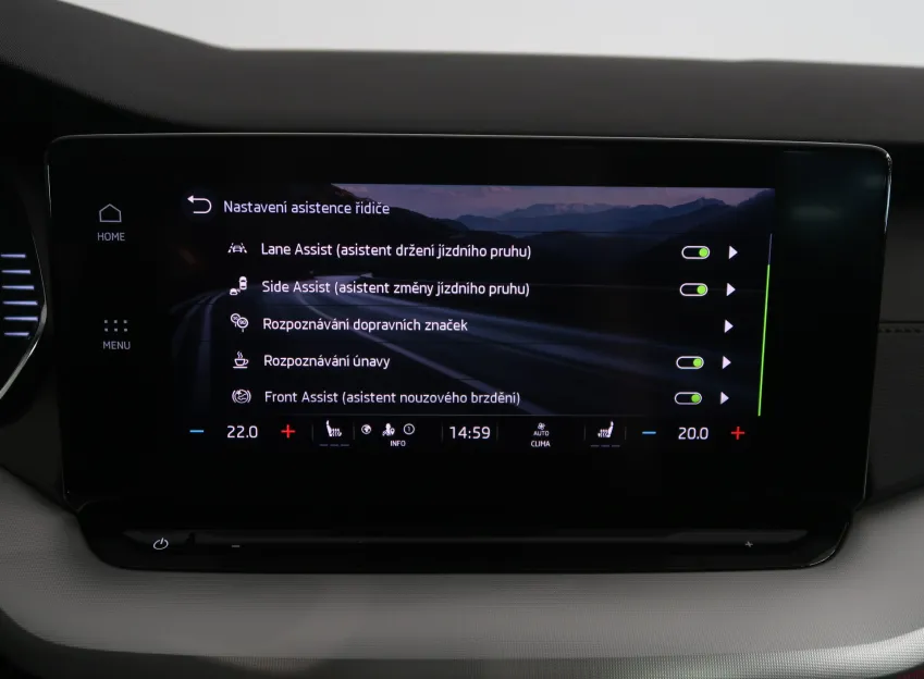 Škoda Octavia FRESH PLUS 1.5TSI 110 kW ZÁRUKA LED