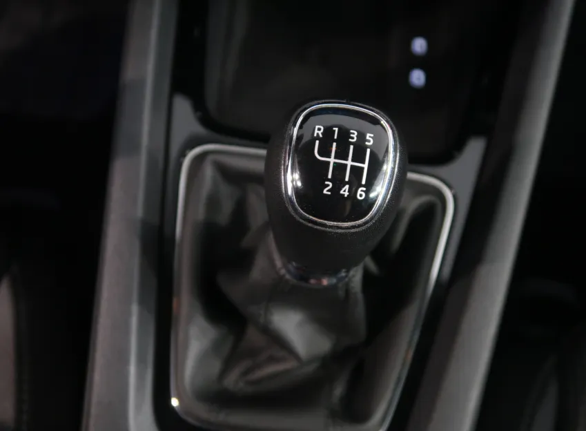 Škoda Octavia FRESH PLUS 1.5TSI 110 kW ZÁRUKA LED