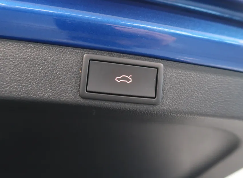 Škoda Octavia FRESH PLUS 1.5TSI 110 kW ZÁRUKA LED