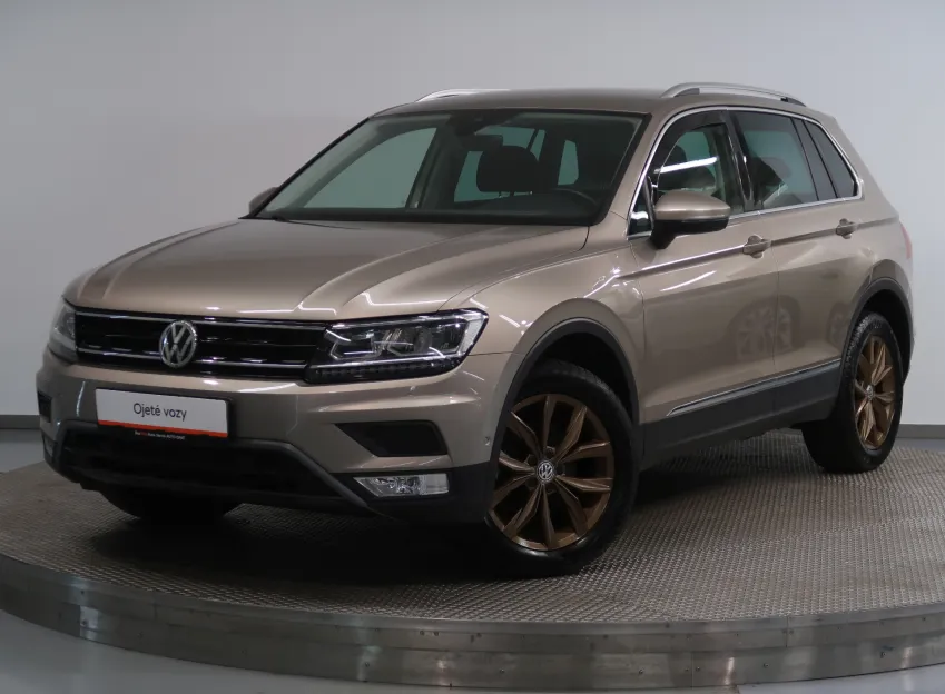 Volkswagen Tiguan HIGHLINE 2.0TDI 4x4 DSG TAŽNÉ
