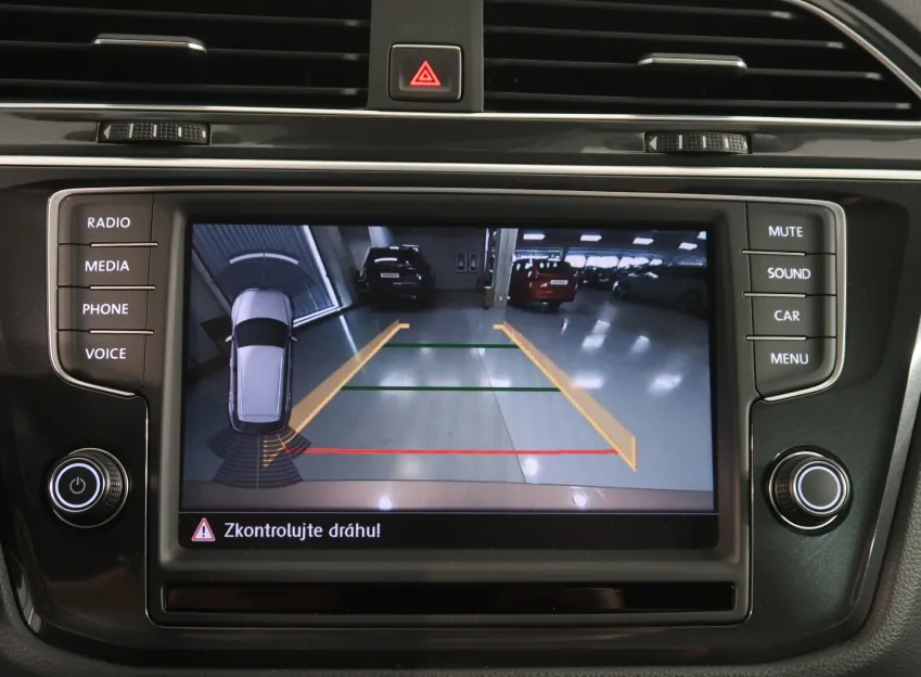 Volkswagen Tiguan HIGHLINE 2.0TDI 4x4 DSG TAŽNÉ