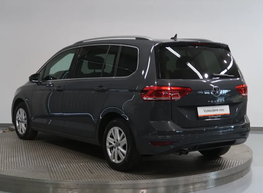 Volkswagen Touran HIGHLINE 2.0TDI DSG