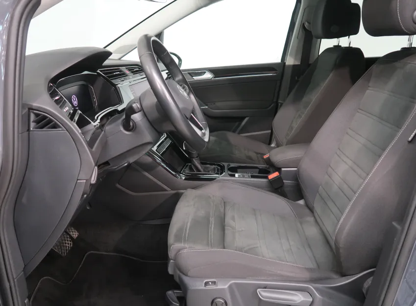 Volkswagen Touran HIGHLINE 2.0TDI DSG