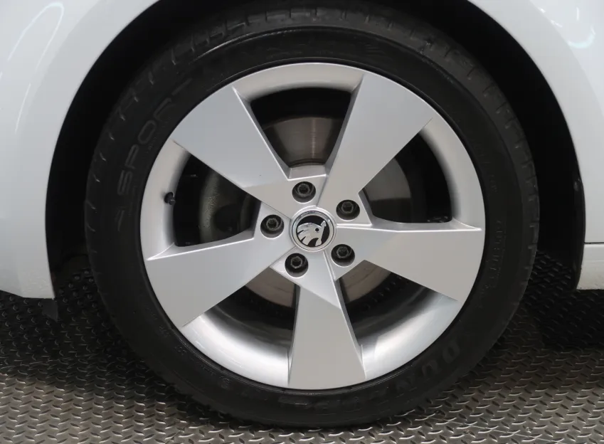Škoda Octavia ELEGANCE 1.4TSI 103KW
