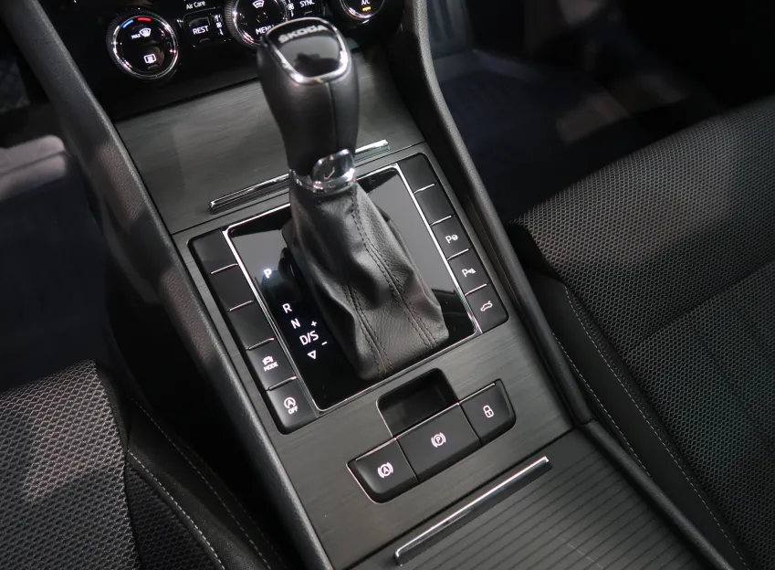 Škoda Superb STYLE 2.0TDI 110KW DSG