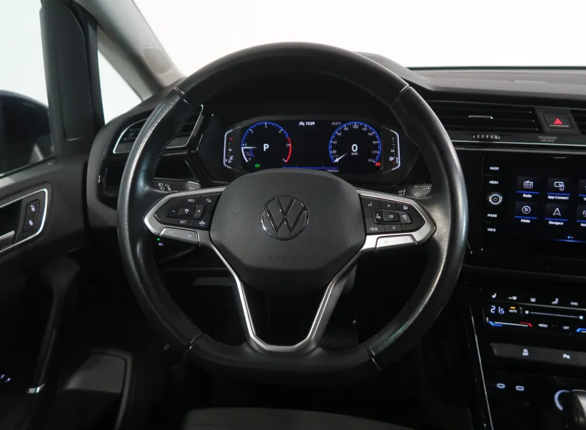 Volkswagen Touran HIGHLINE 2.0TDI 110KW DSG