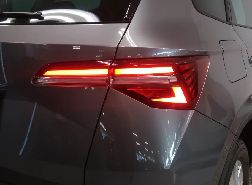 Škoda Karoq SELECTION 2.0TDI 85KW TAŽNÉ