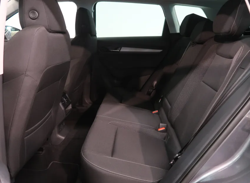 Škoda Karoq SELECTION 2.0TDI 85KW TAŽNÉ