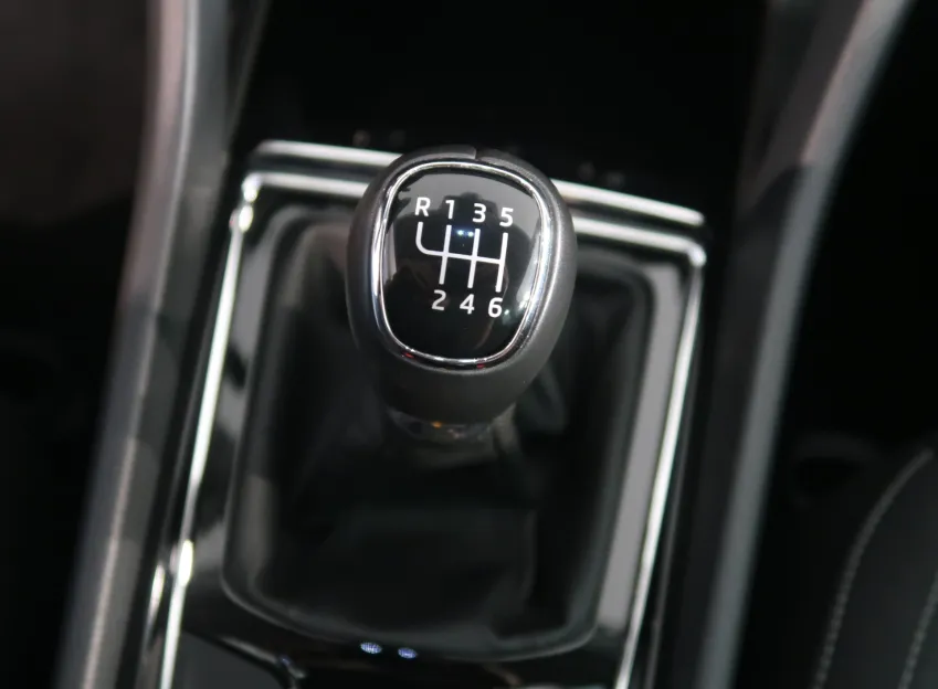 Škoda Karoq SELECTION 2.0TDI 85KW TAŽNÉ