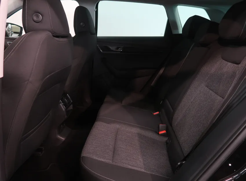 Škoda Karoq STYLE 1.5TSI 110KW DSG NAVI TAŽNÉ