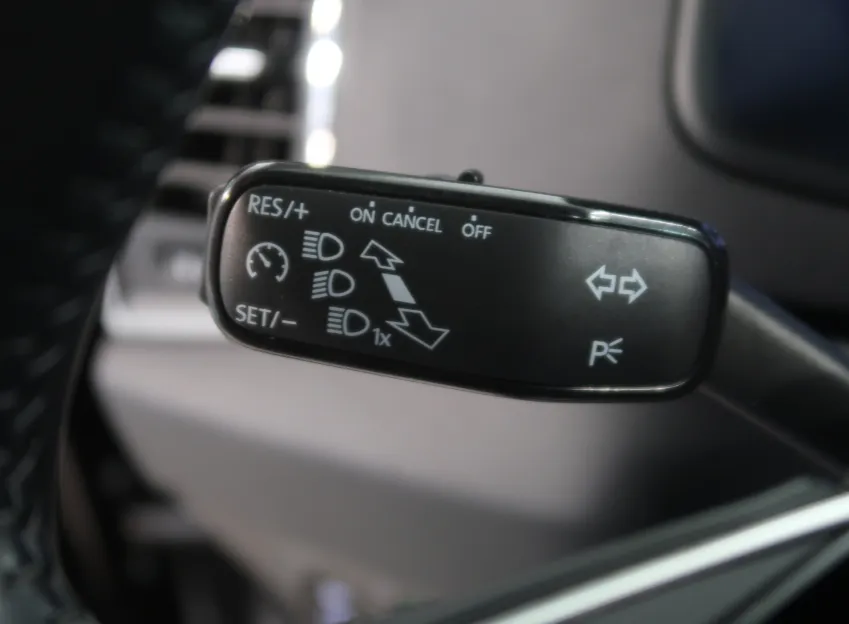 Škoda Karoq STYLE 1.5TSI 110KW DSG NAVI TAŽNÉ
