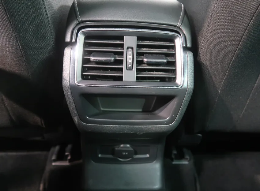 Škoda Karoq STYLE 1.5TSI 110KW DSG NAVI TAŽNÉ