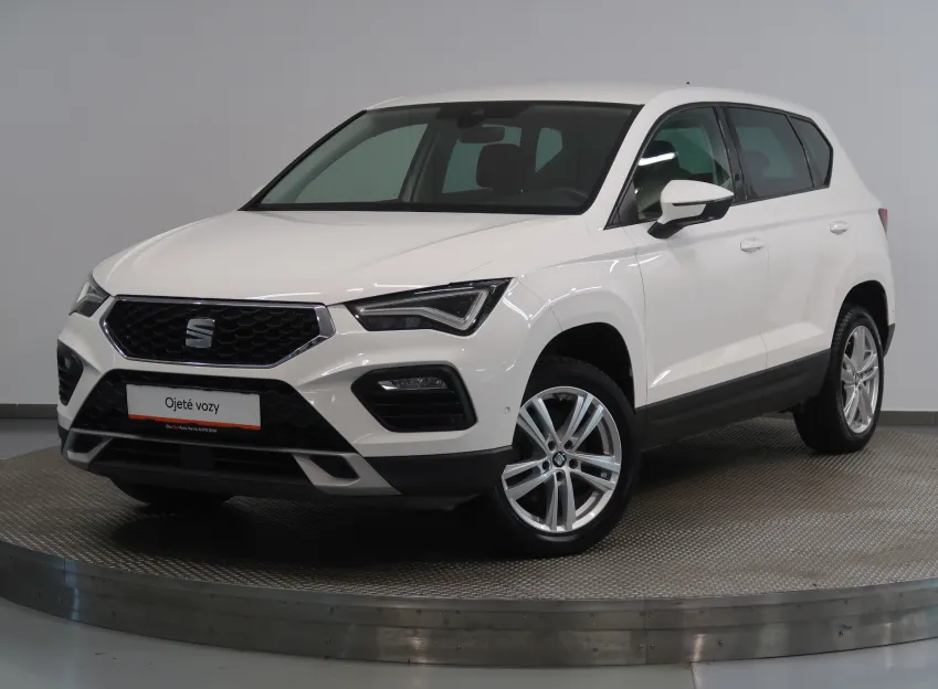SEAT Ateca 2.0TDI 110KW TAŽNÉ NAVI