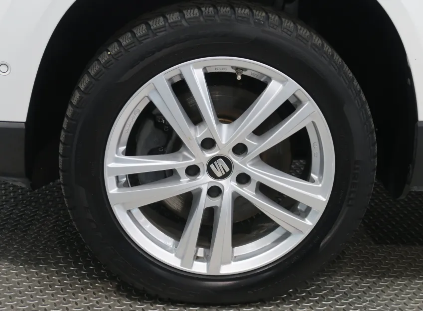 SEAT Ateca 2.0TDI 110KW TAŽNÉ NAVI