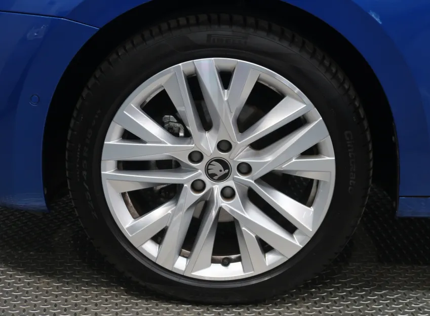 Škoda Octavia EXCLUSIVE 1.5TSI 110KW CANTON