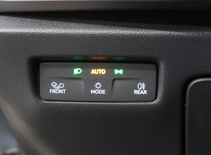 Škoda Superb SPORTLINE 2.0TDI 142KW 4x4 DSG WEBASTO TAŽNÉ CANTO