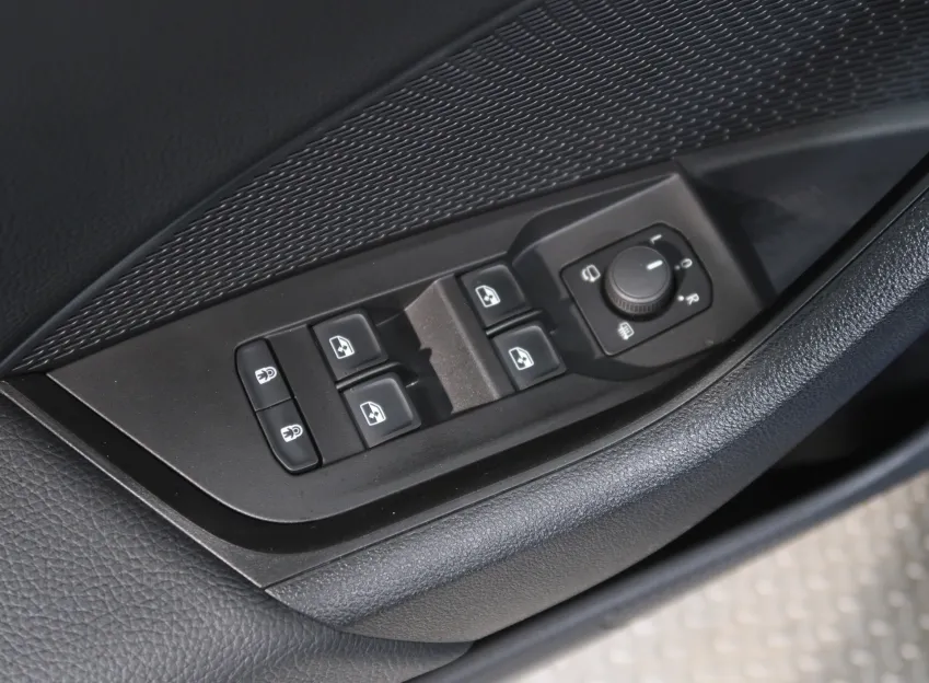 Škoda Octavia EXCLUSIVE 2.0TDI 110KW DSG CANTON