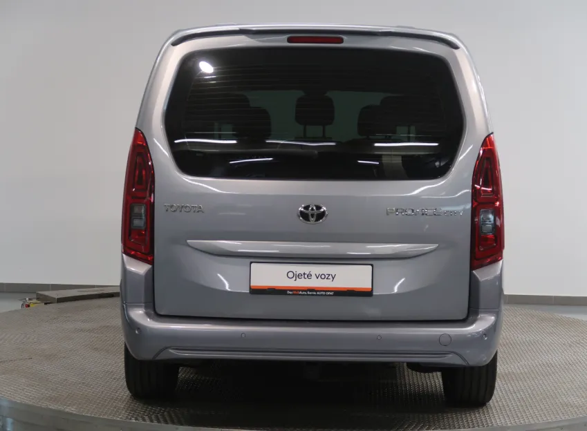 Toyota Proace City Verso FAMILY L2 1.5D-4D 96KW 7MÍST TAŽNÉ