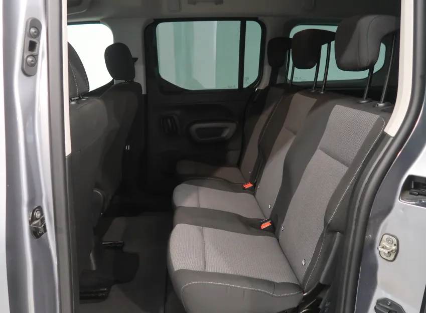 Toyota Proace City Verso FAMILY L2 1.5D-4D 96KW 7MÍST TAŽNÉ