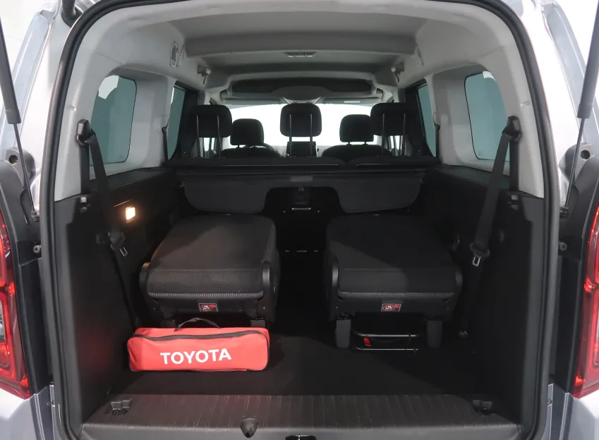 Toyota Proace City Verso FAMILY L2 1.5D-4D 96KW 7MÍST TAŽNÉ