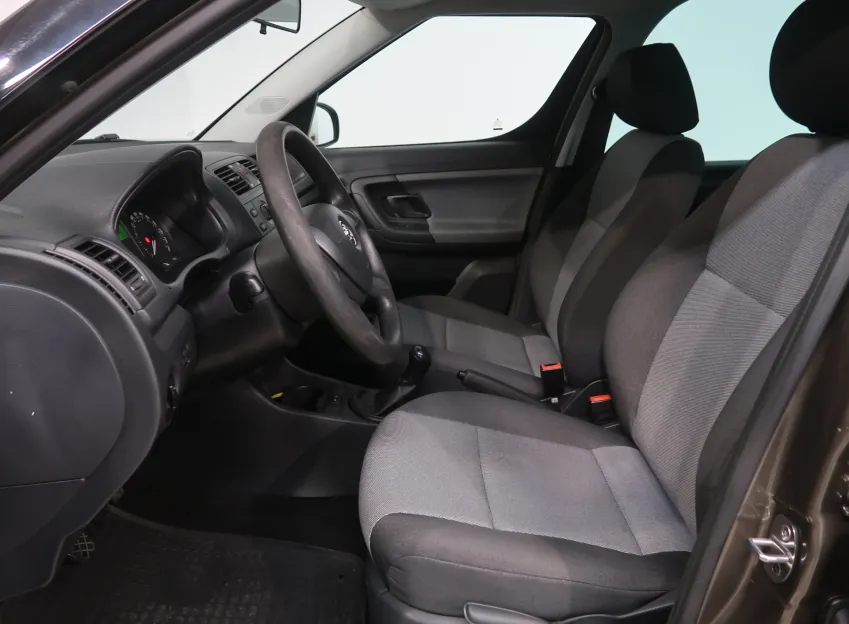 Škoda Roomster ACTIVE FRESH 1.4 16V 63KW TAŽNÉ