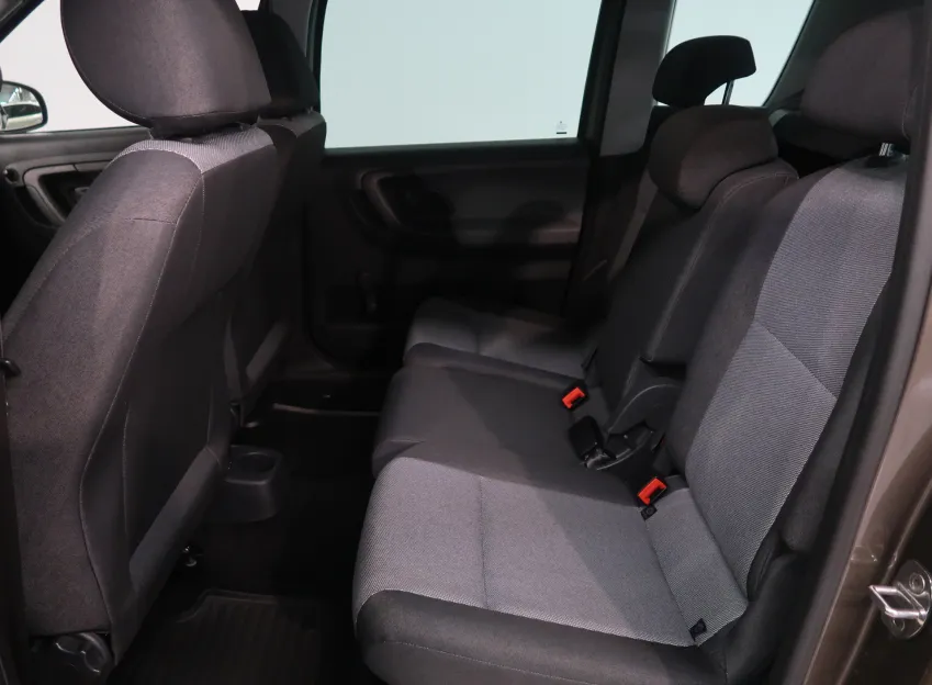 Škoda Roomster ACTIVE FRESH 1.4 16V 63KW TAŽNÉ