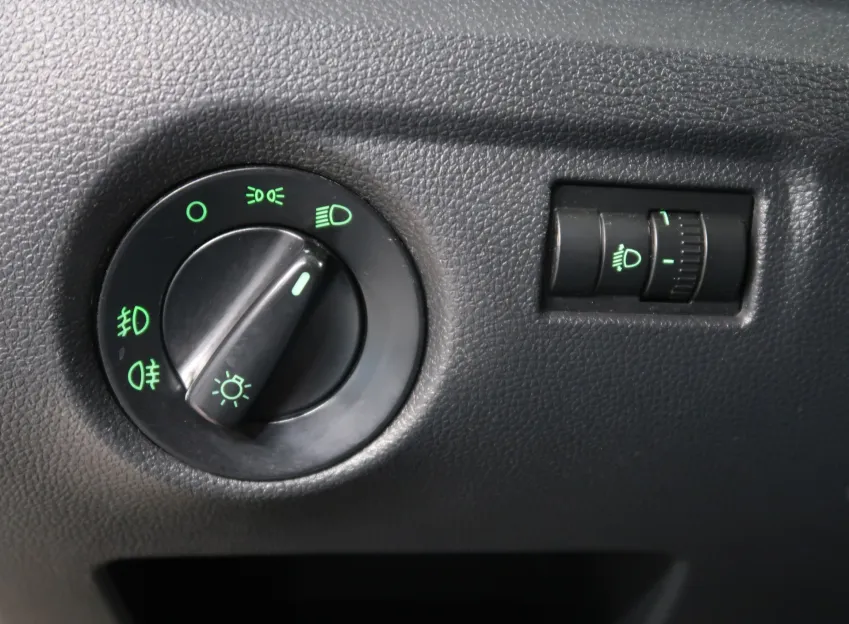 Škoda Roomster ACTIVE FRESH 1.4 16V 63KW TAŽNÉ